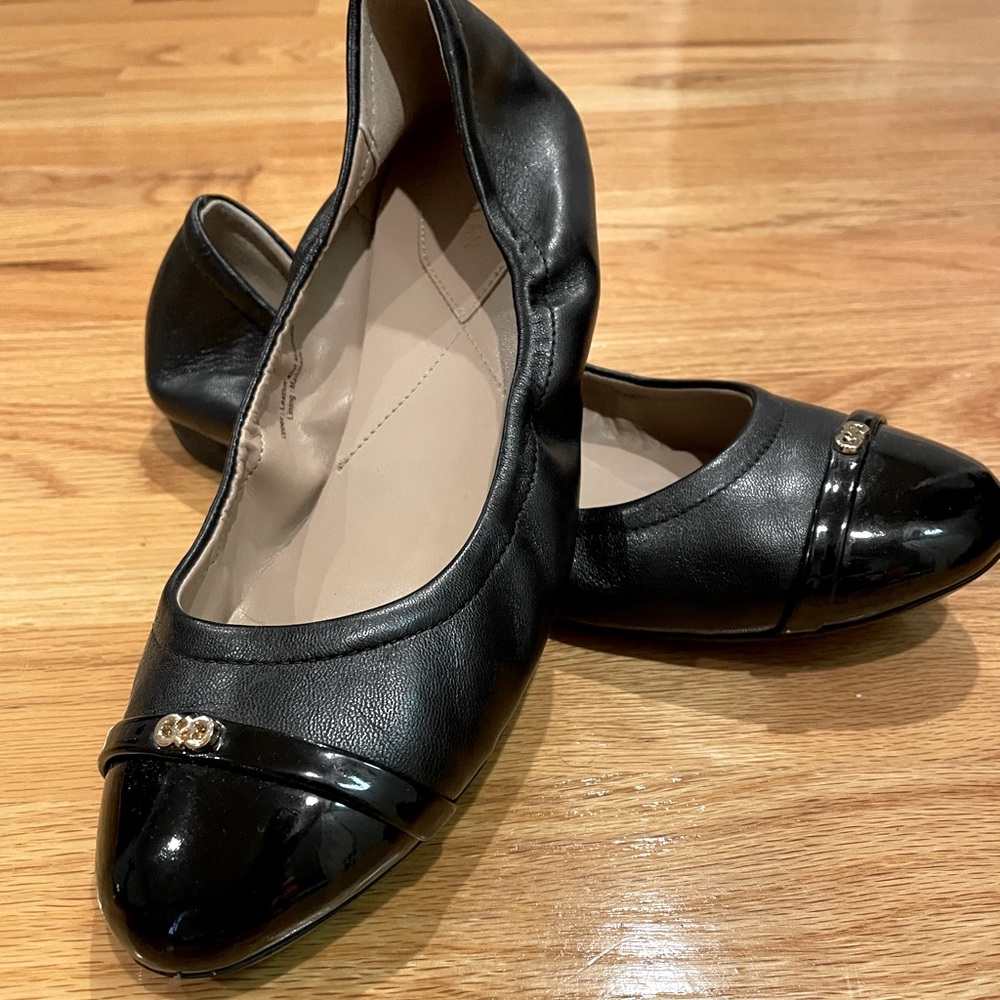 Cole han flats women dress shoes